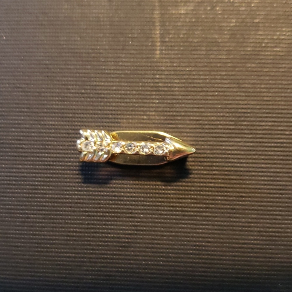 Arrow Charm